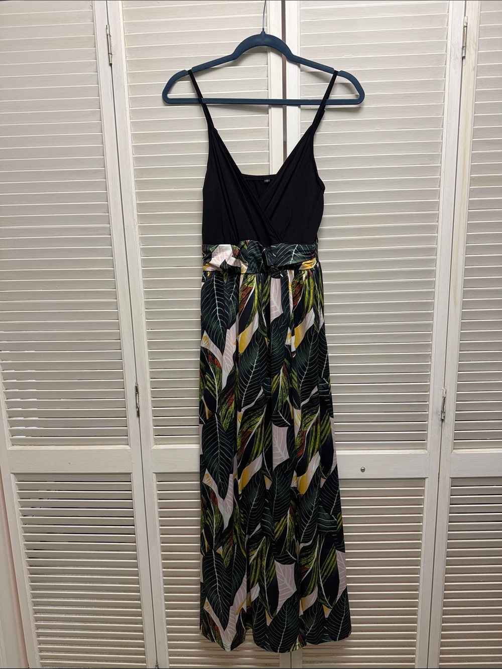 Black Sleeveless Maxi Dress with Tropical Leaf Skirt